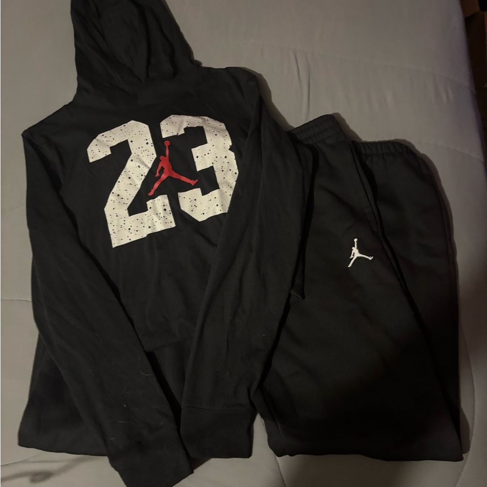 Gently worn boys youth XL long sleeved cotton tee and black sweats